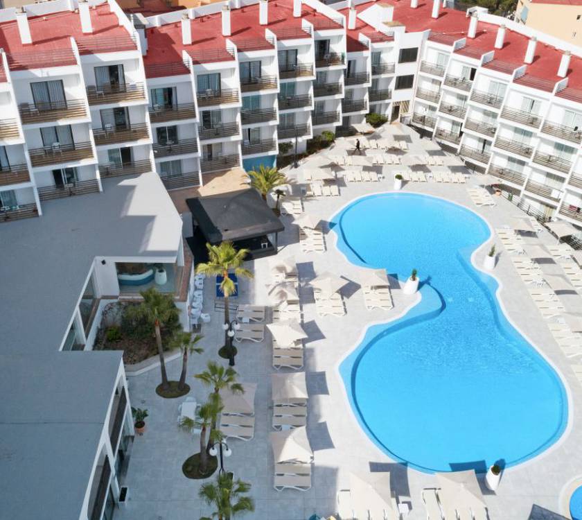 Exteriores Hotel Palmanova Suites by TRH Magaluf